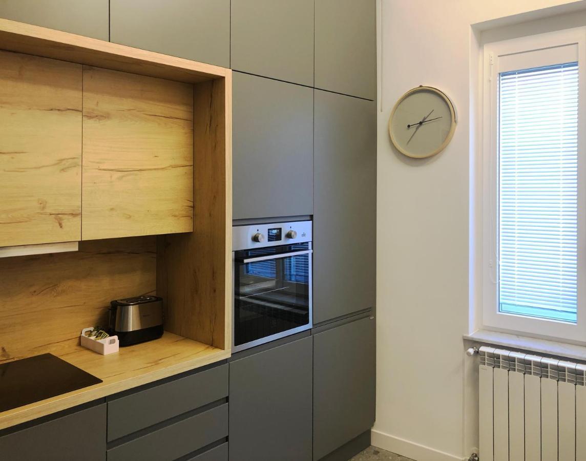 Lily Apartment Napoli Buitenkant foto